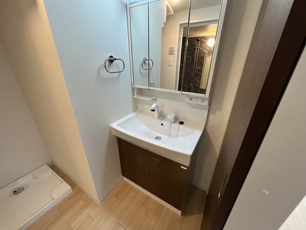 コントレイル糸引の物件内観写真